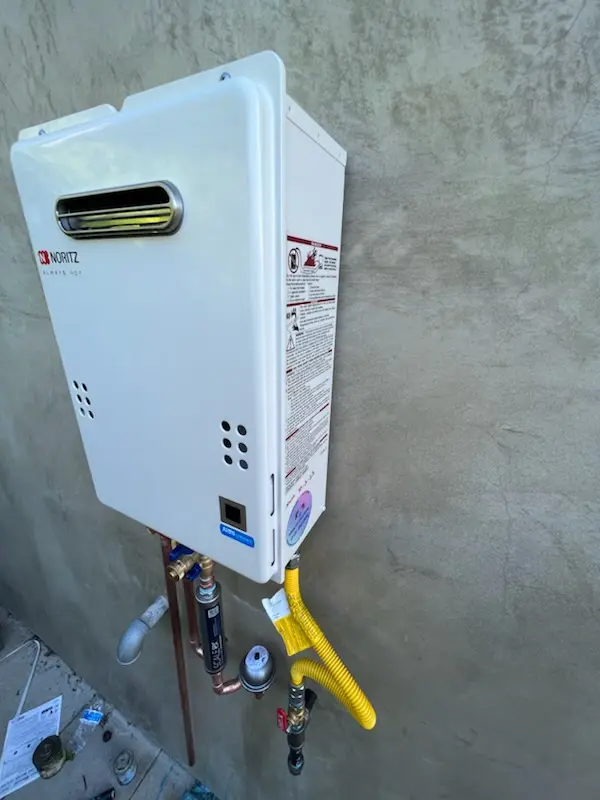 Tankless water heater installation for Bulverde homes